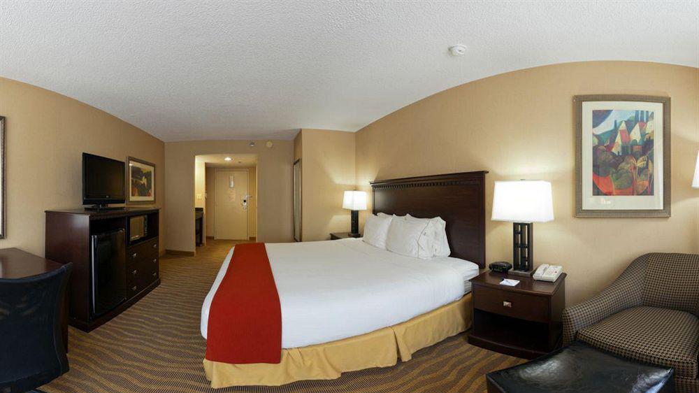 Holiday Inn Express - Atlanta-Kennesaw By Ihg Exterior photo