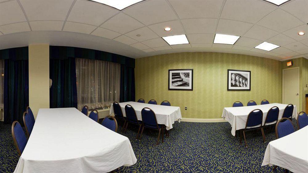 Holiday Inn Express - Atlanta-Kennesaw By Ihg Exterior photo