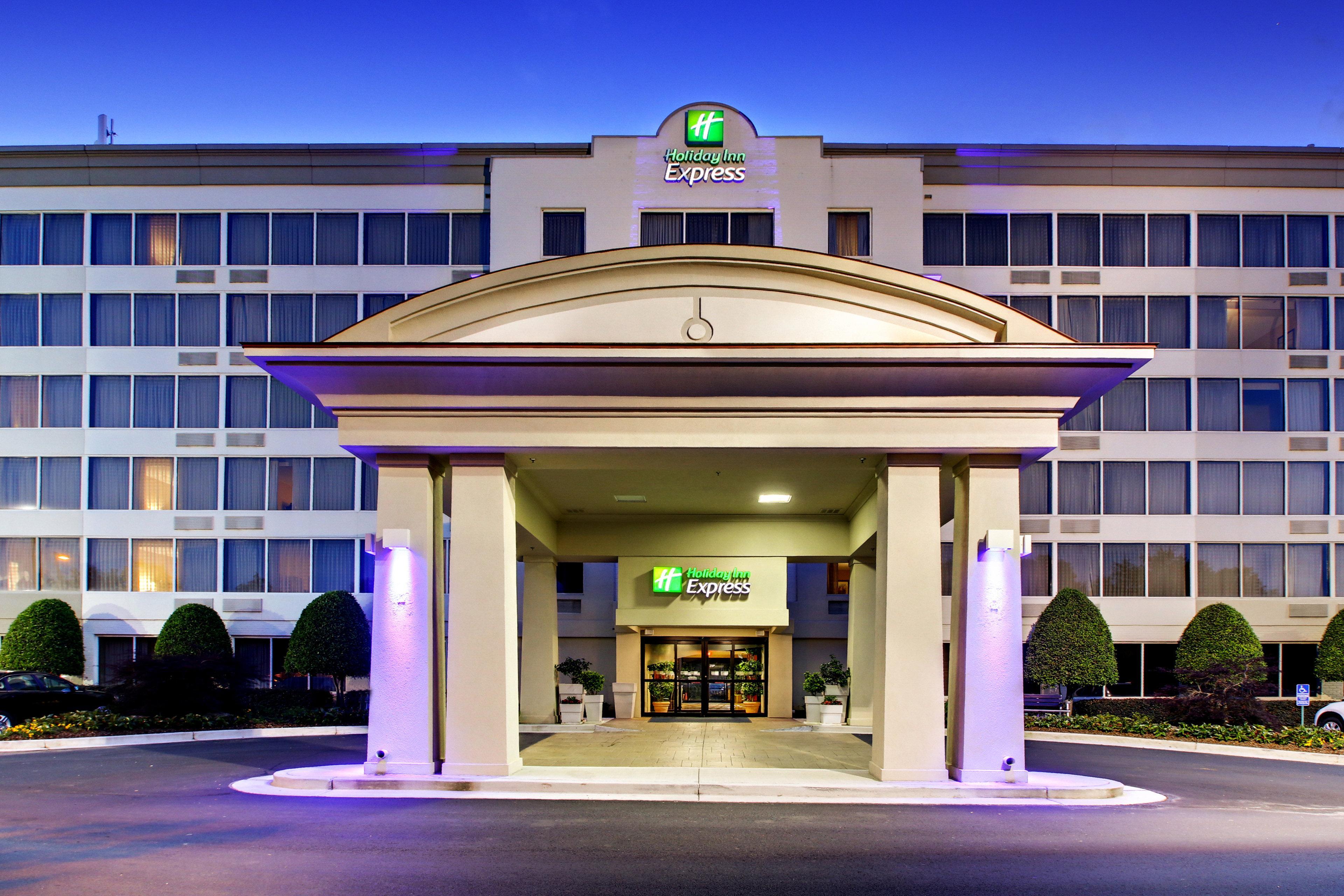 Holiday Inn Express - Atlanta-Kennesaw By Ihg Exterior photo