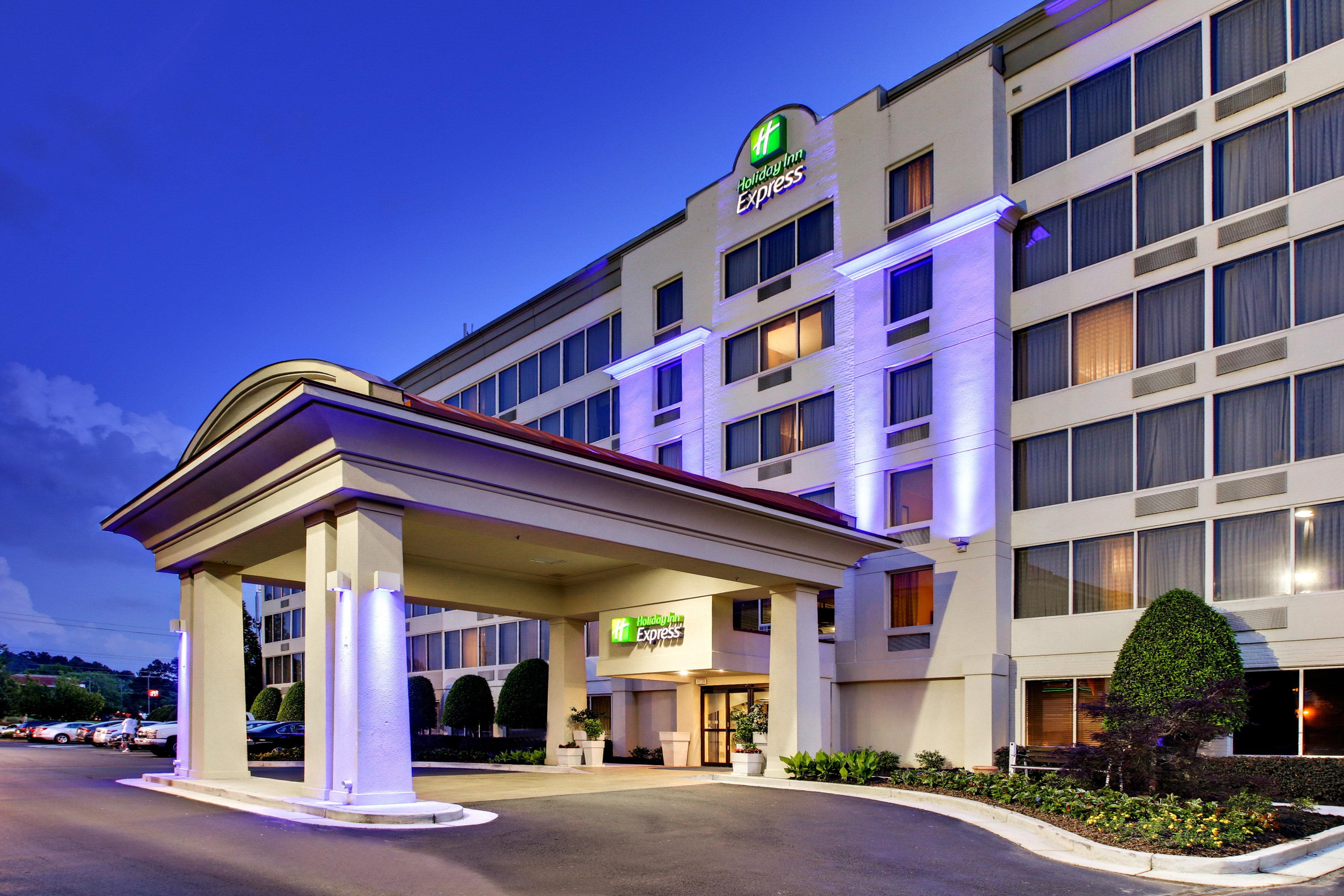 Holiday Inn Express - Atlanta-Kennesaw By Ihg Exterior photo
