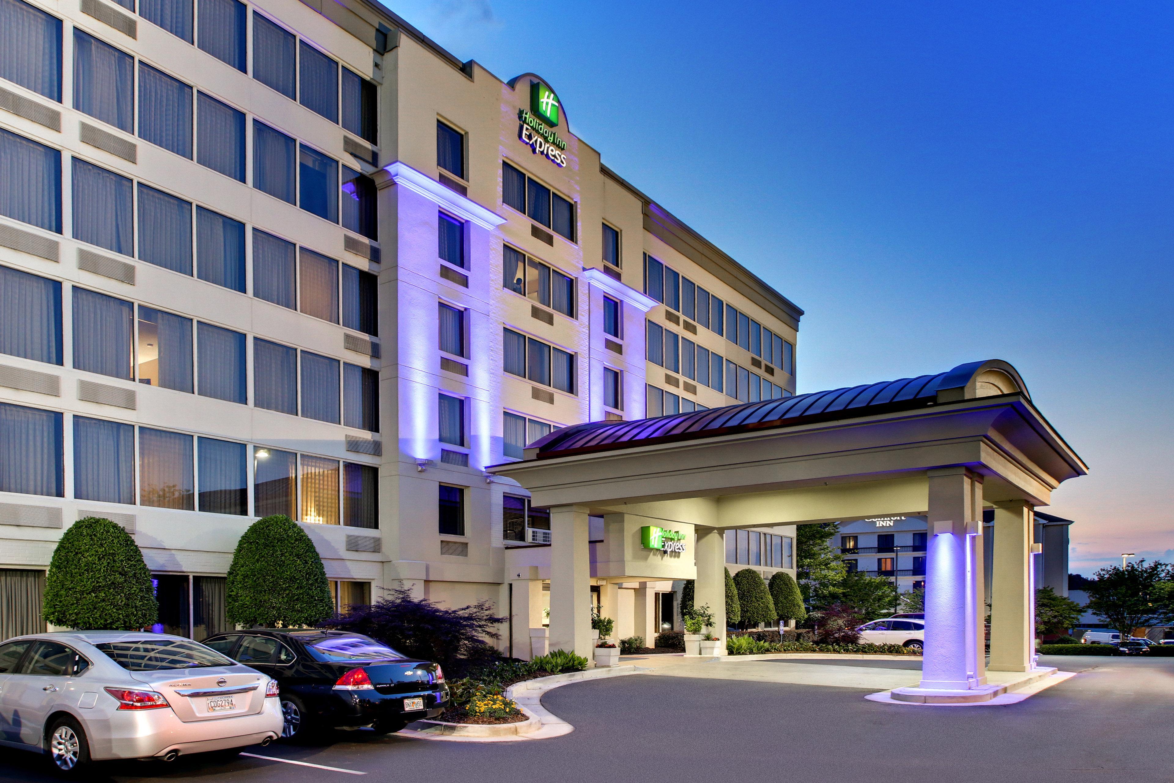 Holiday Inn Express - Atlanta-Kennesaw By Ihg Exterior photo