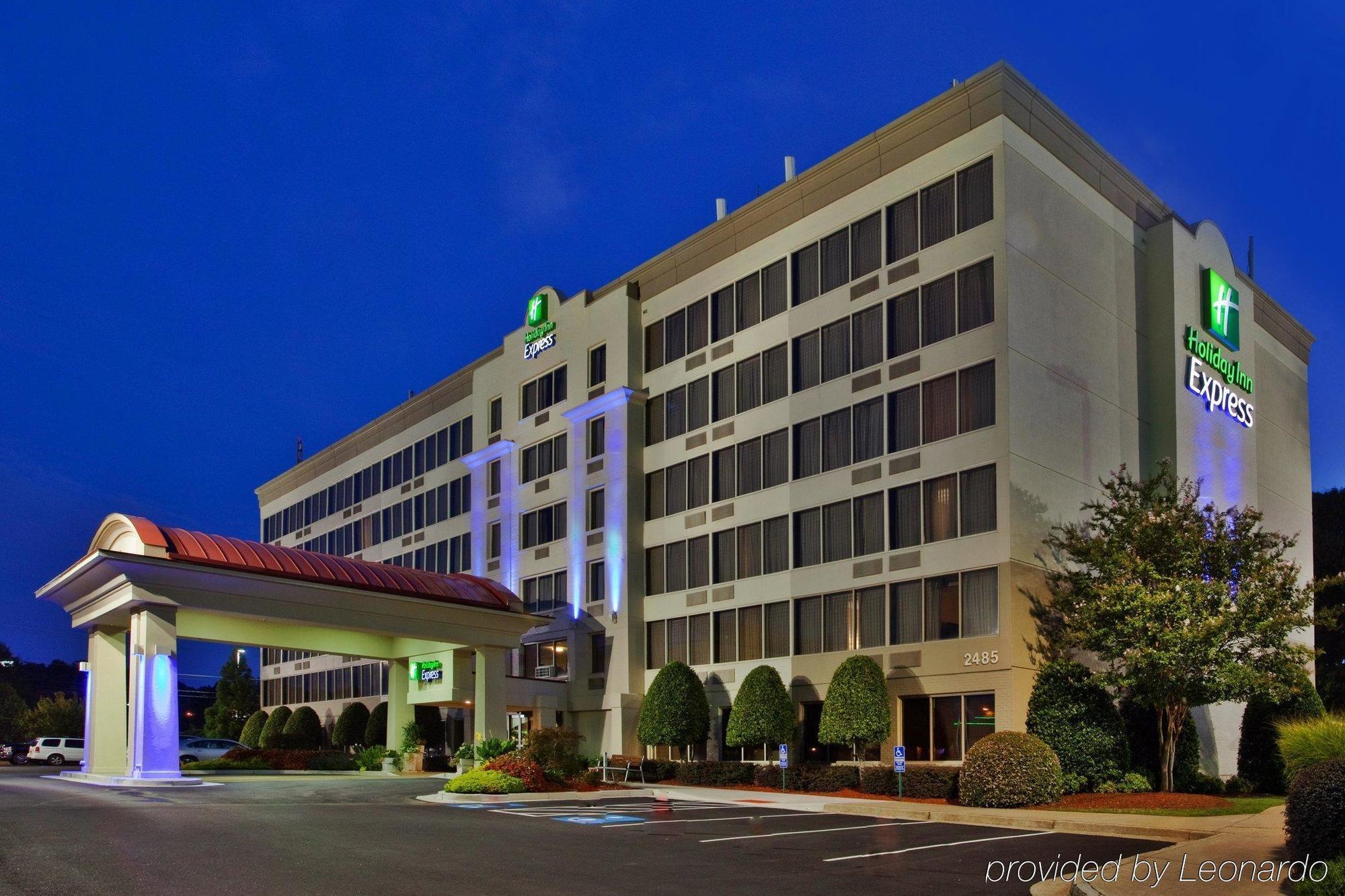 Holiday Inn Express - Atlanta-Kennesaw By Ihg Exterior photo