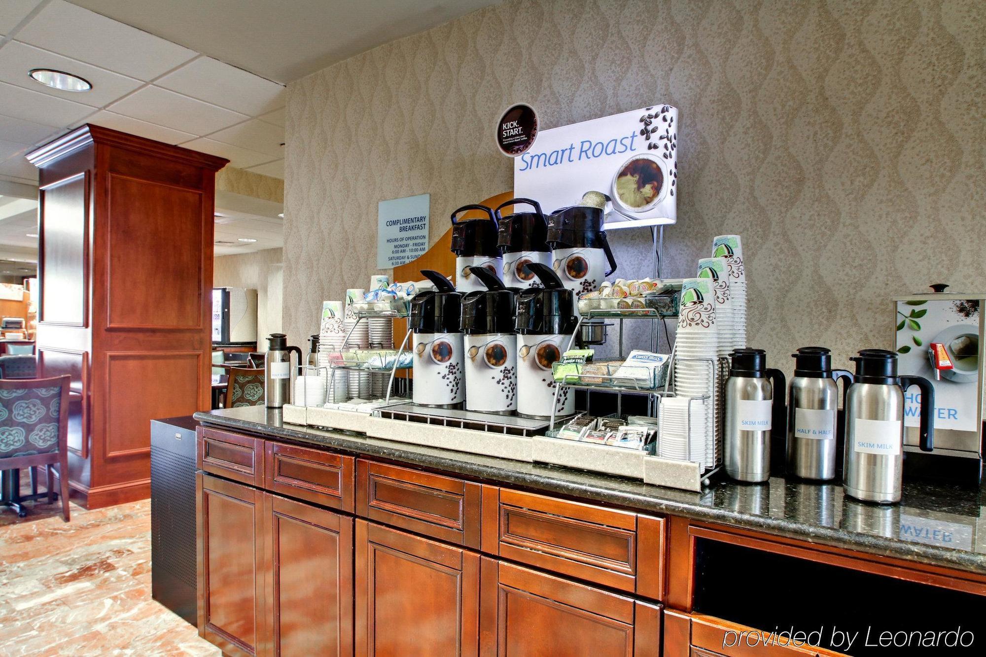 Holiday Inn Express - Atlanta-Kennesaw By Ihg Exterior photo